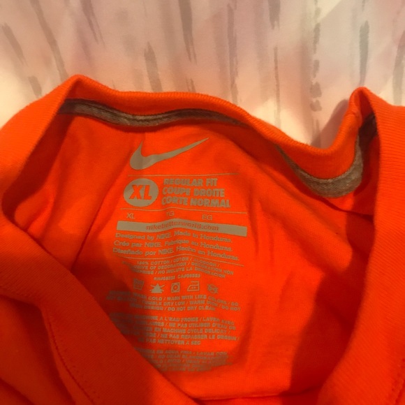 Nike long sleeve - Picture 2 of 2
